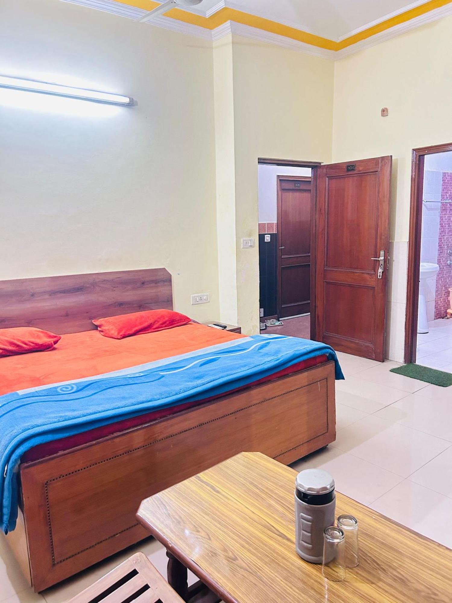 Sunrise Hotel Jalandhar Exterior photo