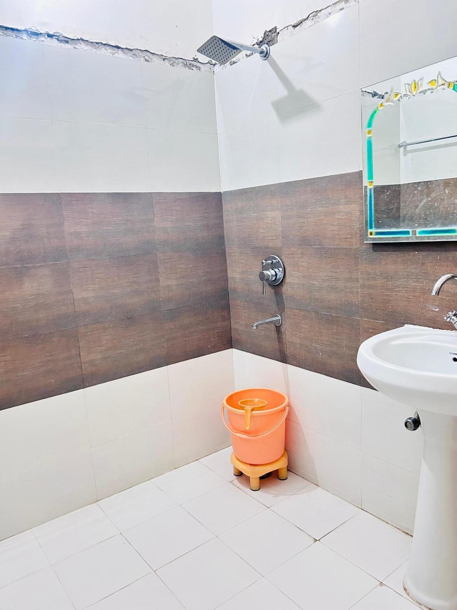 Sunrise Hotel Jalandhar Exterior photo
